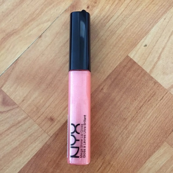 NEW NYX MEGA SHINE LIP GLOSS - Picture 2 of 2